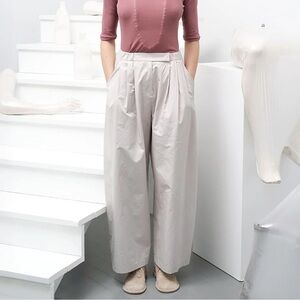 Amomento Three Tuck Banding Pants